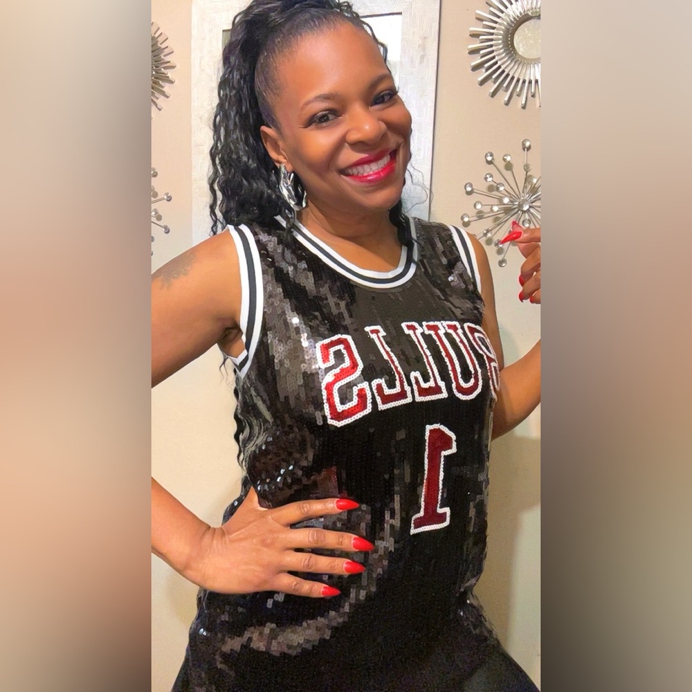 Sale‼️Chicago Bulls Sequin Black jersey - Picture 8 of 15